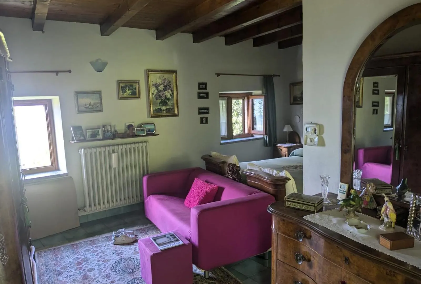 Elegant Lakeview Retreat With Garden Lake Como Just 5 Minutes From Varenna Bellano 0*,  Włochy