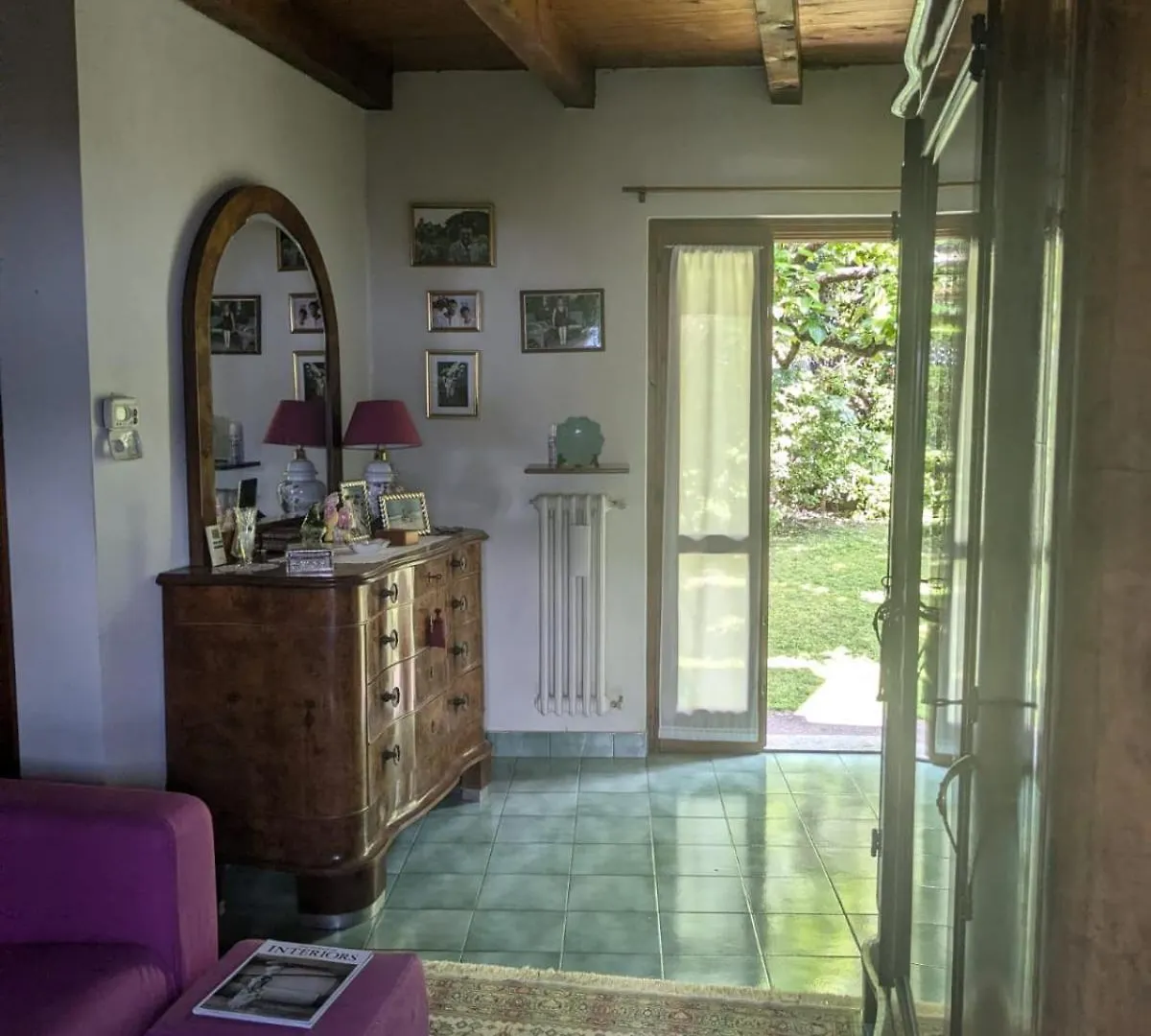 Сasa de vacaciones Elegant Lakeview Retreat With Garden Lake Como Just 5 Minutes From Varenna Bellano